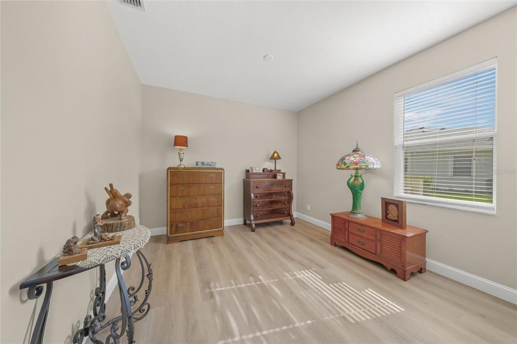 Под контрактом: $599,000 (4 спален, 3 ванн, 2377 Квадратных фут)