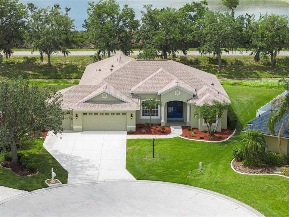 Под контрактом: $599,000 (4 спален, 3 ванн, 2377 Квадратных фут)