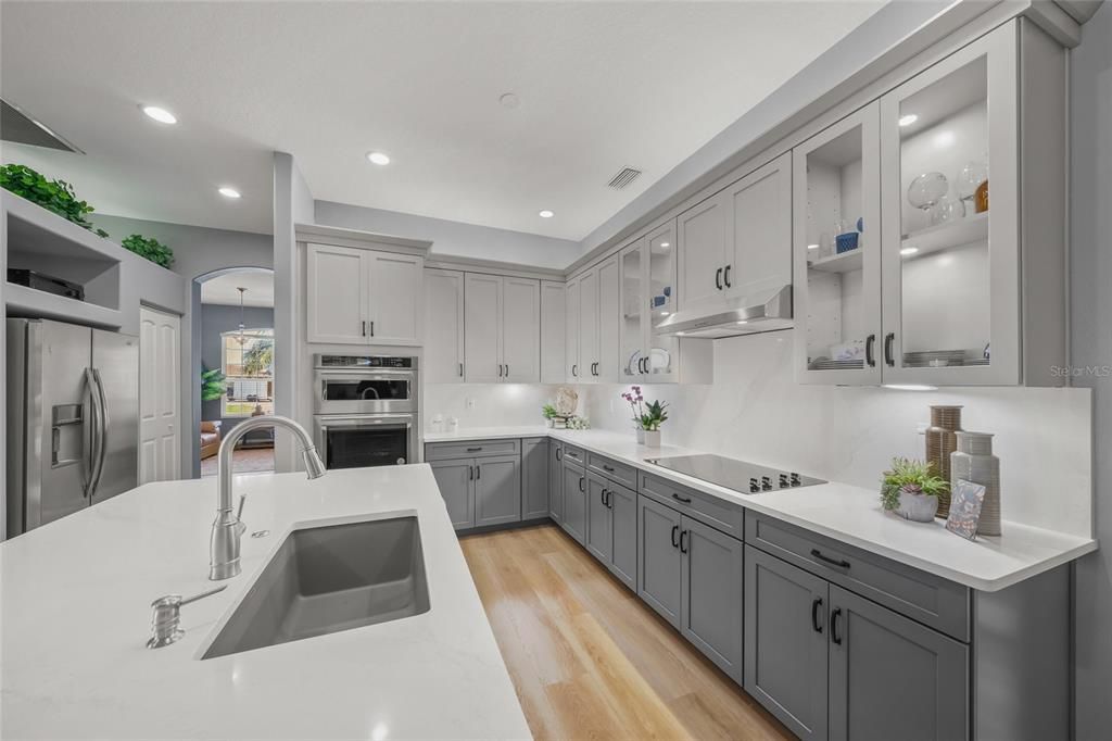 Под контрактом: $599,000 (4 спален, 3 ванн, 2377 Квадратных фут)