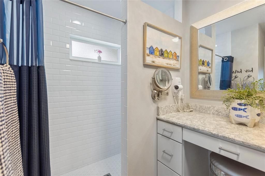 待售: $1,149,000 (2 贝兹, 2 浴室, 1695 平方英尺)