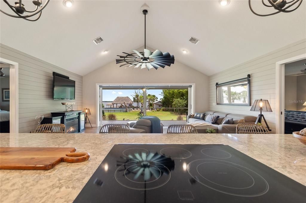 待售: $1,149,000 (2 贝兹, 2 浴室, 1695 平方英尺)