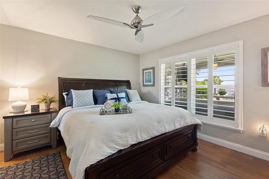 待售: $1,149,000 (2 贝兹, 2 浴室, 1695 平方英尺)