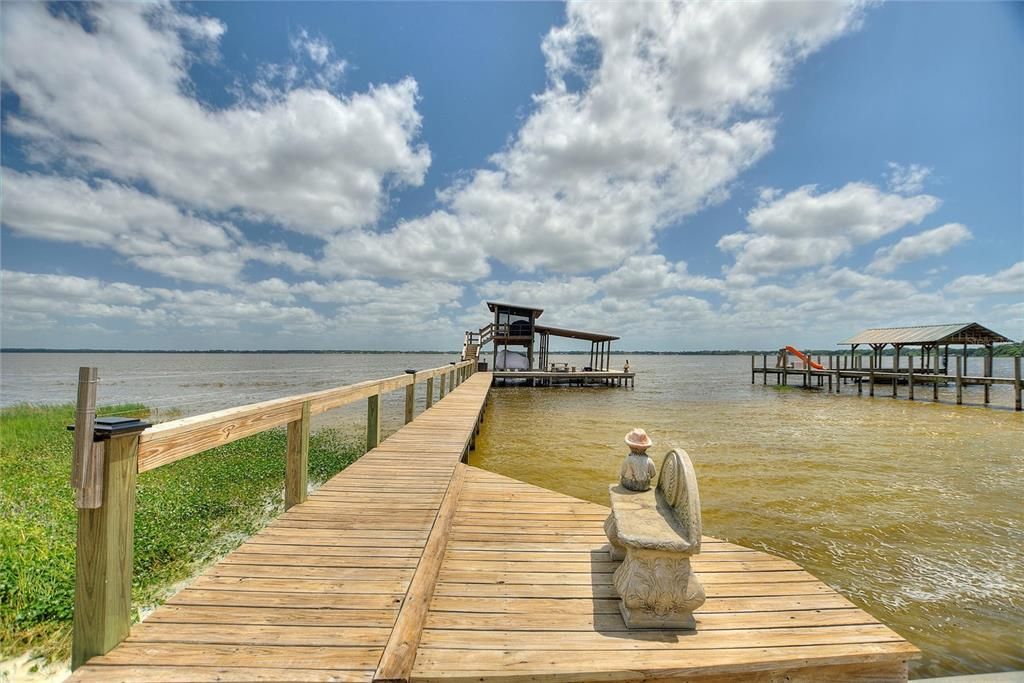 待售: $1,149,000 (2 贝兹, 2 浴室, 1695 平方英尺)