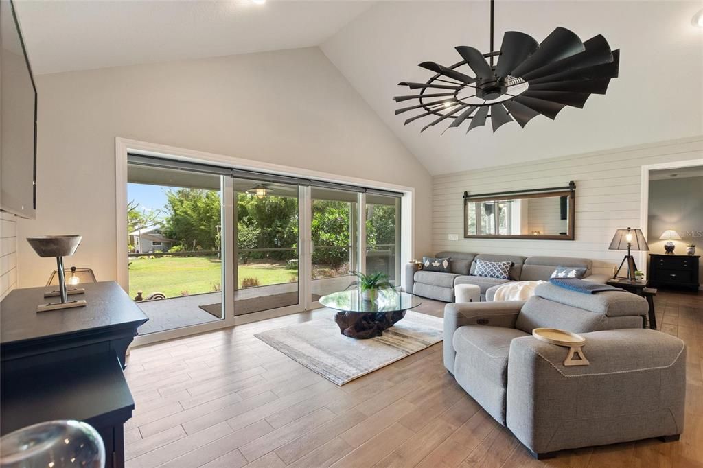 待售: $1,149,000 (2 贝兹, 2 浴室, 1695 平方英尺)