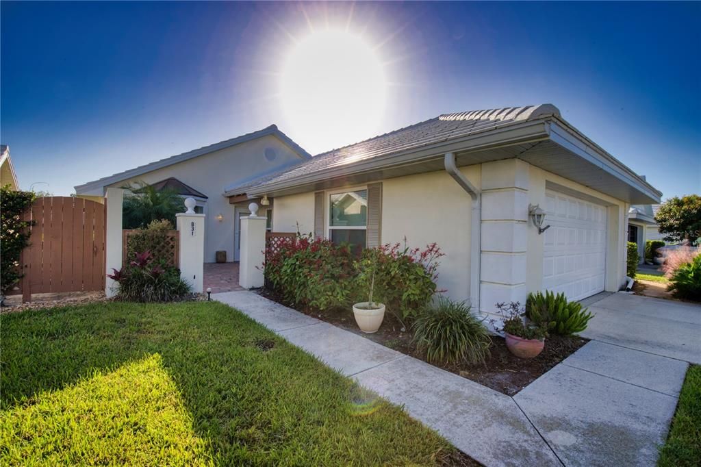 Recently Rented: $5,100 (2 beds, 2 baths, 1492 Square Feet)