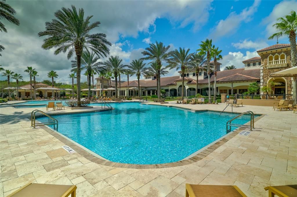 Под контрактом: $398,900 (3 спален, 2 ванн, 1395 Квадратных фут)