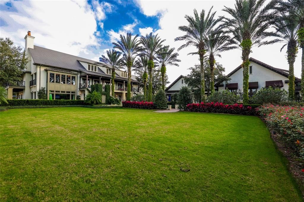 Под контрактом: $398,900 (3 спален, 2 ванн, 1395 Квадратных фут)