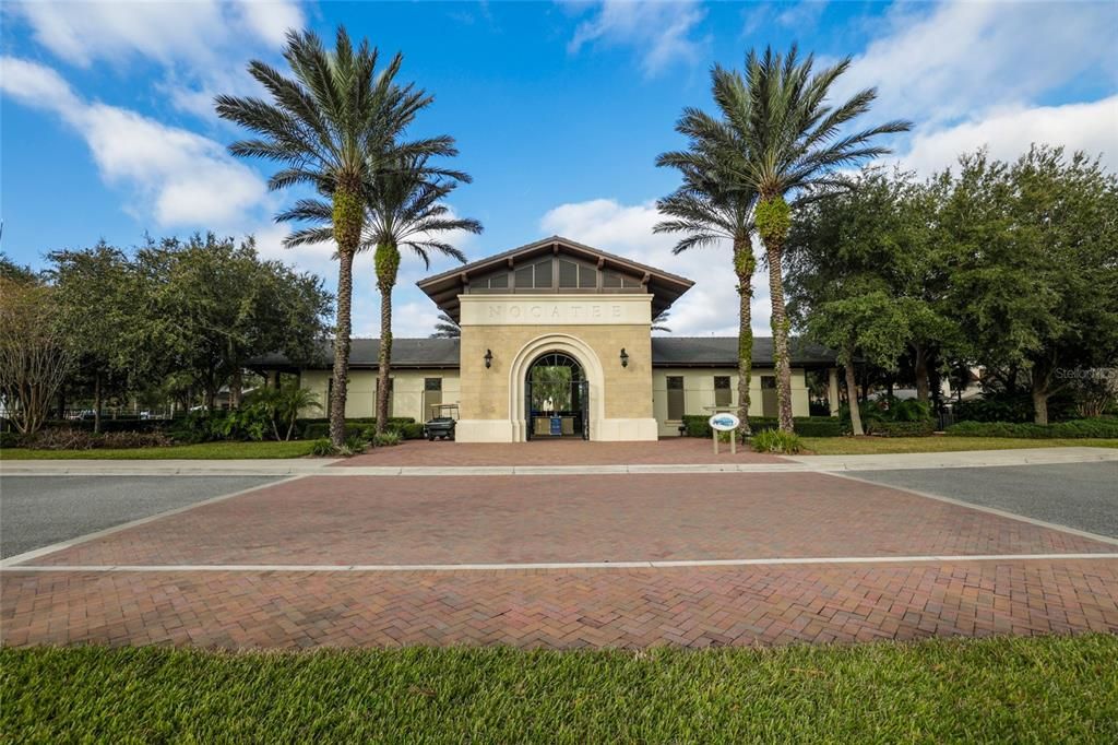 Под контрактом: $398,900 (3 спален, 2 ванн, 1395 Квадратных фут)