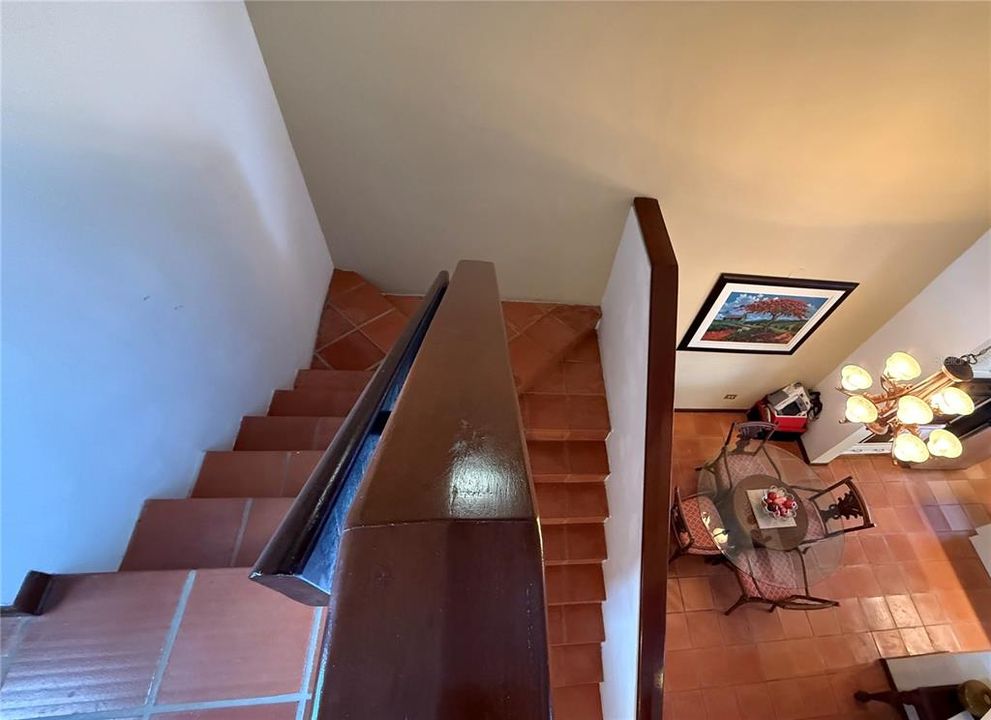 For Sale: $560,000 (2 beds, 3 baths, 1875 Square Feet)