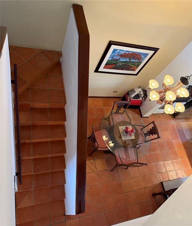 For Sale: $560,000 (2 beds, 3 baths, 1875 Square Feet)