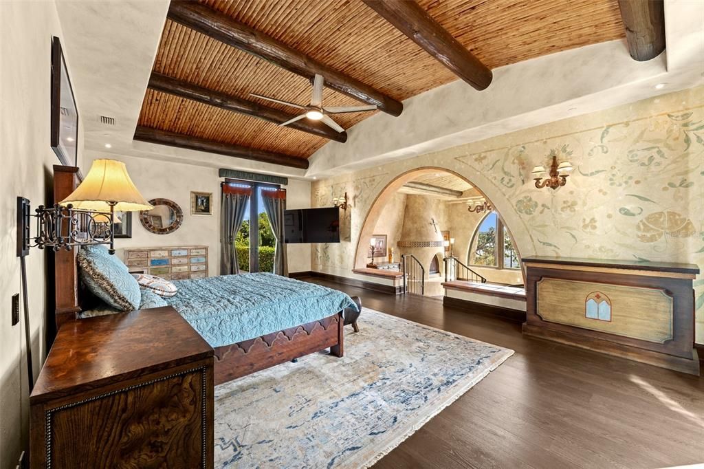 На продажу: $22,900,000 (6 спален, 12 ванн, 25321 Квадратных фут)