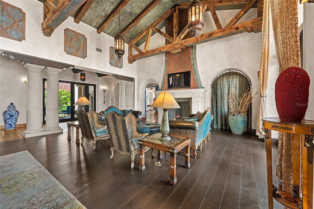 На продажу: $22,900,000 (6 спален, 12 ванн, 25321 Квадратных фут)