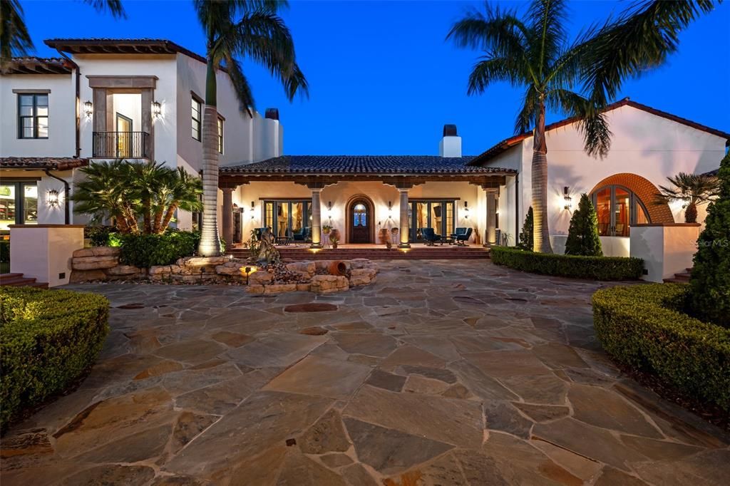 На продажу: $22,900,000 (6 спален, 12 ванн, 25321 Квадратных фут)