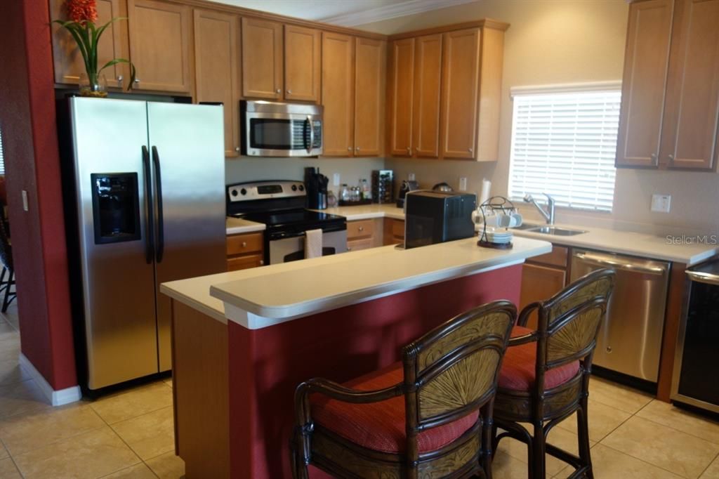 For Rent: $6,900 (3 beds, 2 baths, 2074 Square Feet)