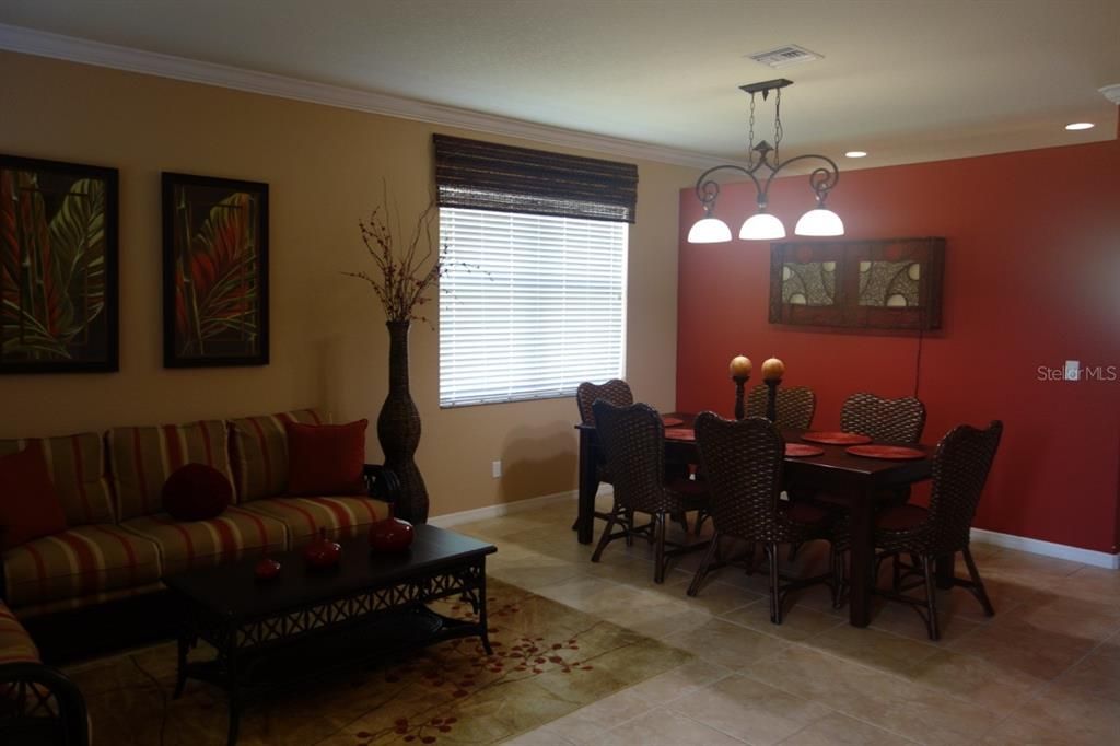 For Rent: $6,900 (3 beds, 2 baths, 2074 Square Feet)