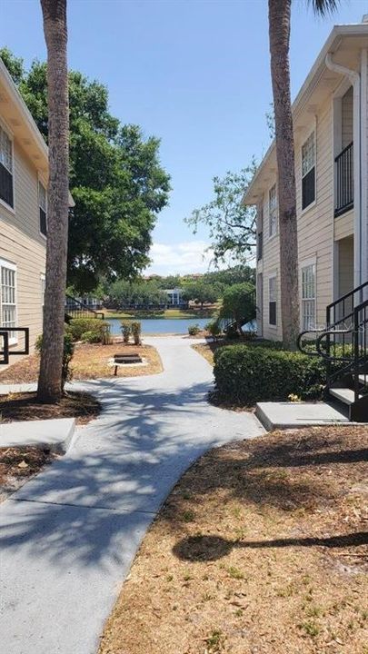 Под контрактом: $129,900 (2 спален, 2 ванн, 934 Квадратных фут)