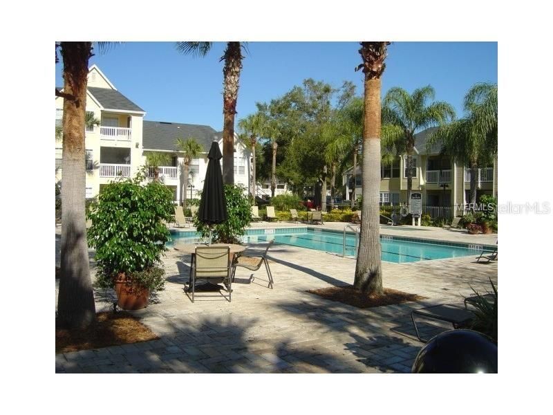 Под контрактом: $129,900 (2 спален, 2 ванн, 934 Квадратных фут)