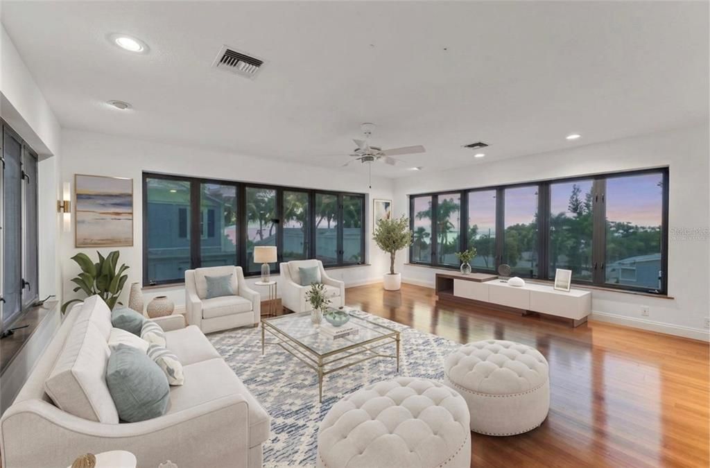Activo con contrato: $1,690,000 (3 camas, 2 baños, 2262 Pies cuadrados)