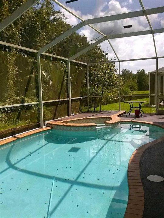 For Sale: $8,500,000 (5 beds, 3 baths, 1614 Square Feet)