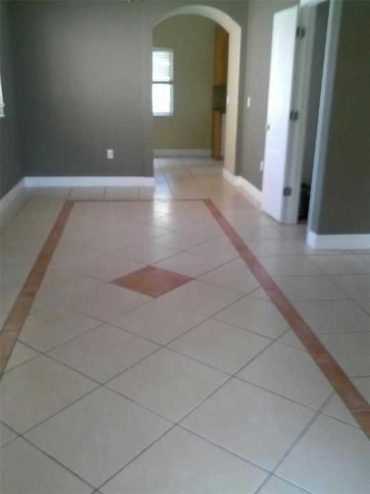 For Sale: $8,500,000 (5 beds, 3 baths, 1614 Square Feet)