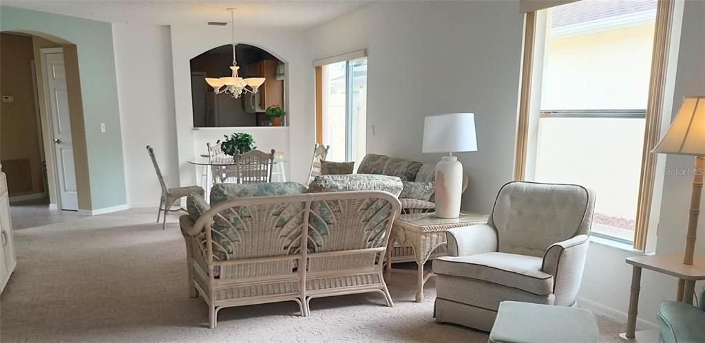 En Renta: $1,975 (2 camas, 2 baños, 1214 Pies cuadrados)