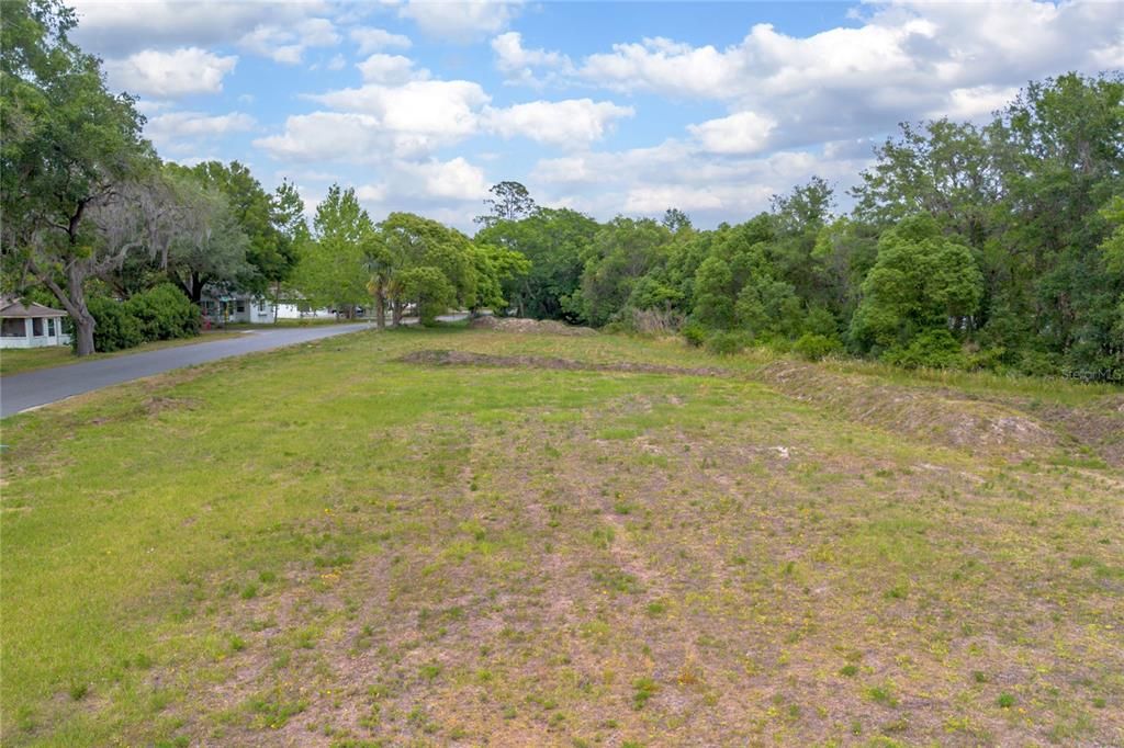 На продажу: $925,000 (7.21 acres)
