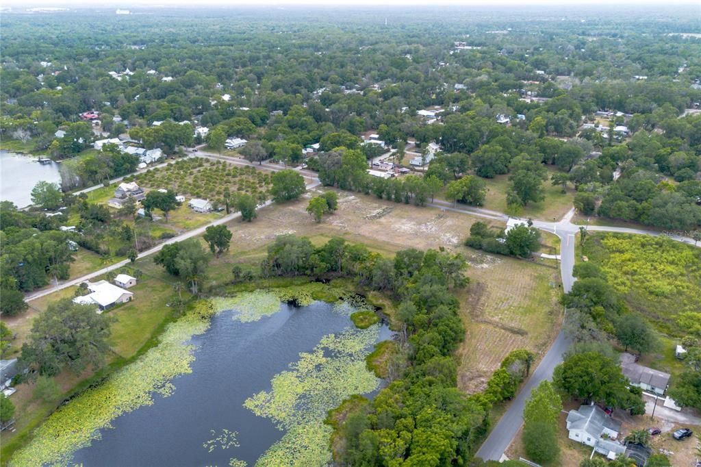 На продажу: $925,000 (7.21 acres)