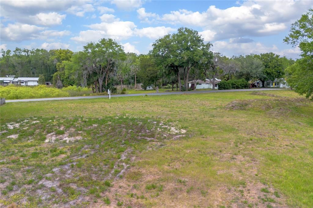На продажу: $925,000 (7.21 acres)
