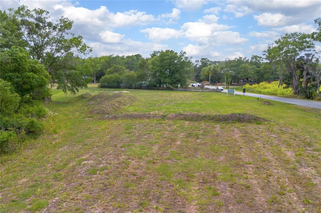 На продажу: $925,000 (7.21 acres)