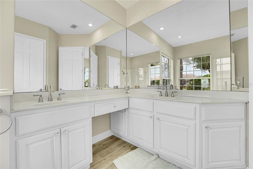 Active With Contract: $510,000 (3 beds, 2 baths, 2030 Square Feet)