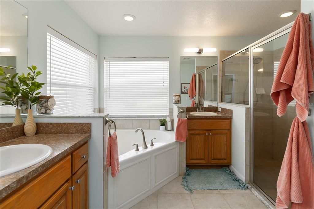 For Sale: $649,000 (3 beds, 2 baths, 2016 Square Feet)