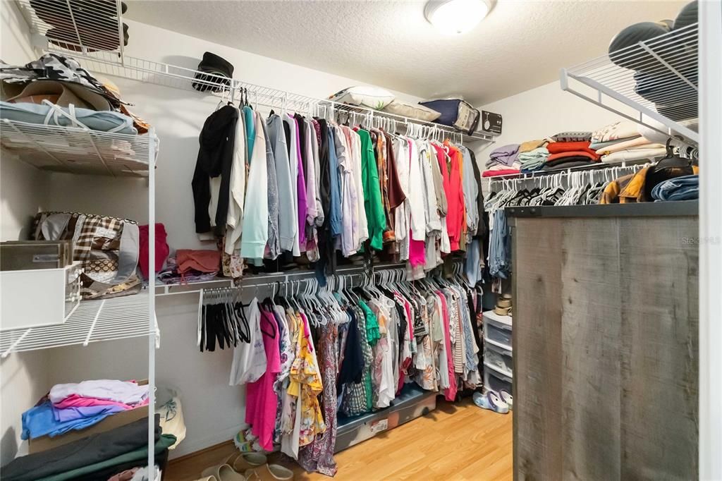 For Sale: $649,000 (3 beds, 2 baths, 2016 Square Feet)