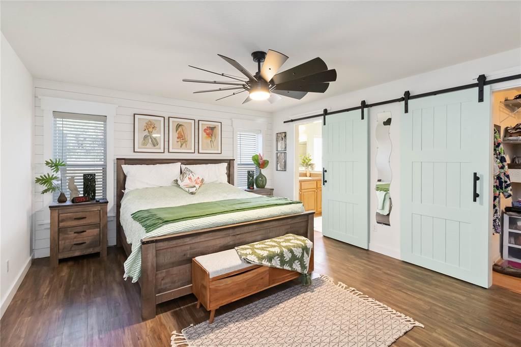 For Sale: $649,000 (3 beds, 2 baths, 2016 Square Feet)