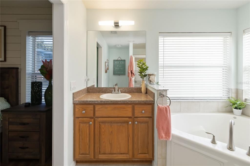 For Sale: $649,000 (3 beds, 2 baths, 2016 Square Feet)