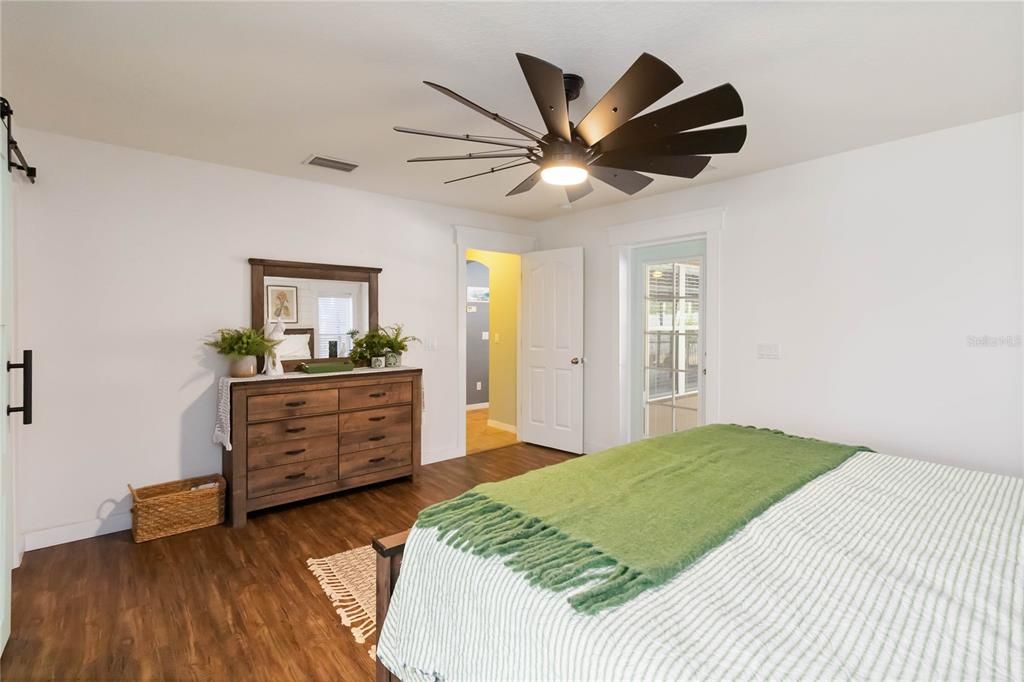 For Sale: $649,000 (3 beds, 2 baths, 2016 Square Feet)