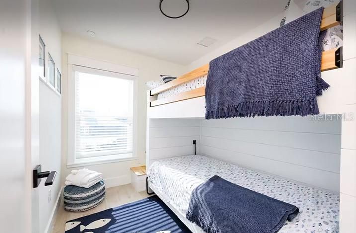 待售: $1,790,000 (0 贝兹, 0 浴室, 2736 平方英尺)