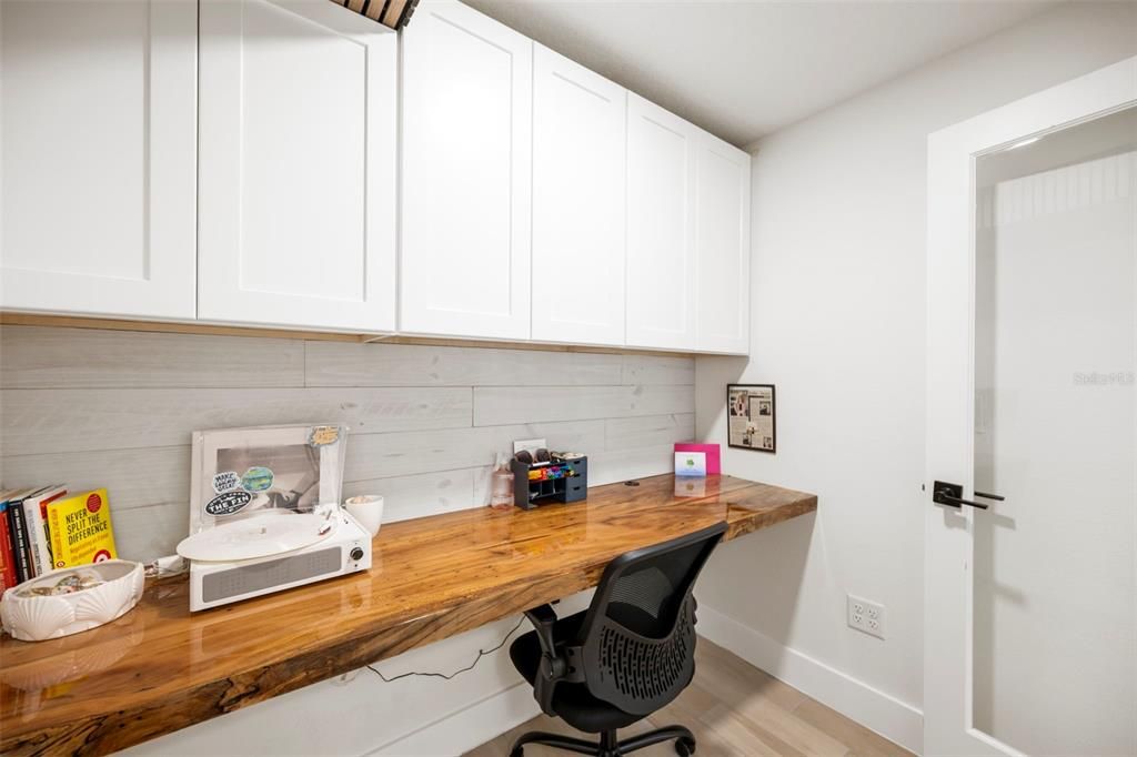 待售: $1,790,000 (0 贝兹, 0 浴室, 2736 平方英尺)