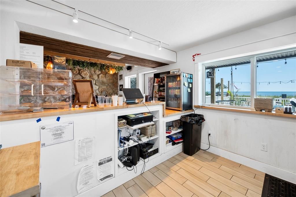 待售: $1,790,000 (0 贝兹, 0 浴室, 2736 平方英尺)