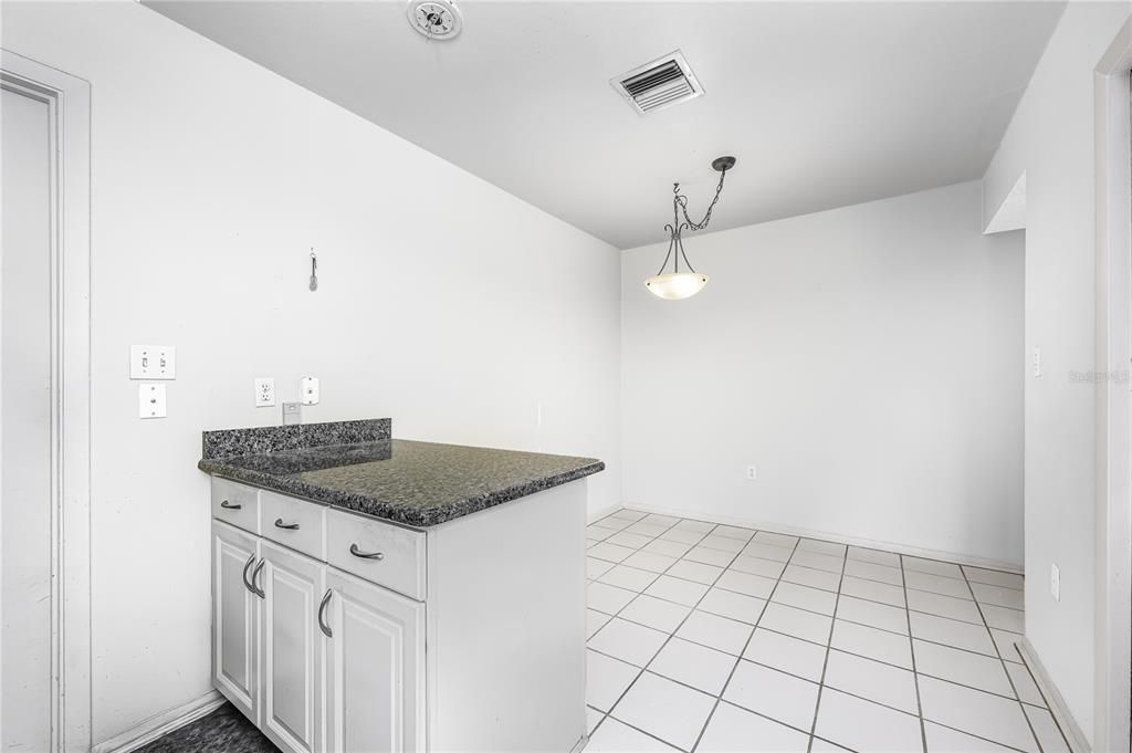 En Venta: $289,000 (2 camas, 3 baños, 1544 Pies cuadrados)