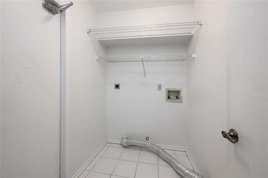 En Venta: $289,000 (2 camas, 3 baños, 1544 Pies cuadrados)