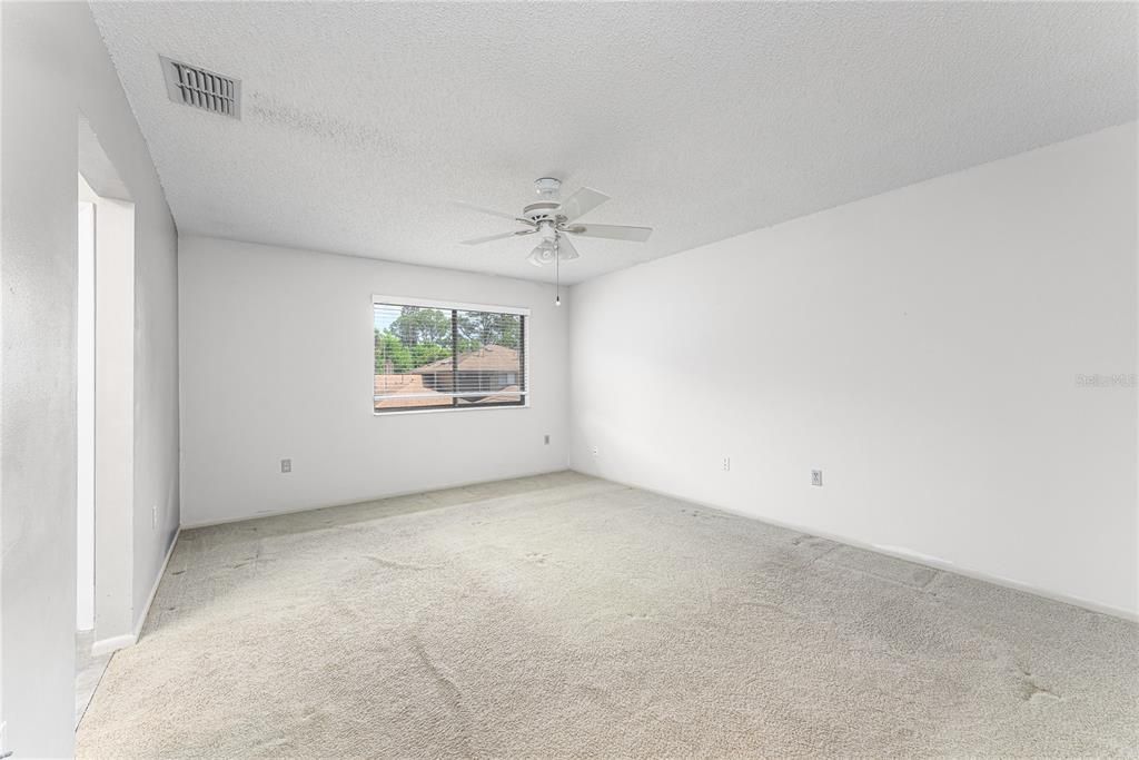 En Venta: $289,000 (2 camas, 3 baños, 1544 Pies cuadrados)