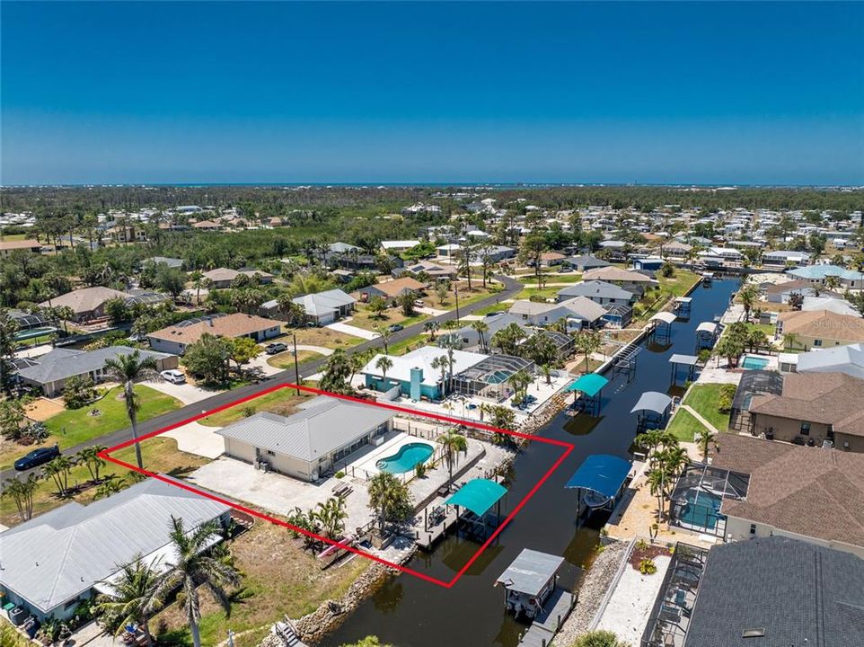 最近售出: $495,000 (2 贝兹, 2 浴室, 1570 平方英尺)