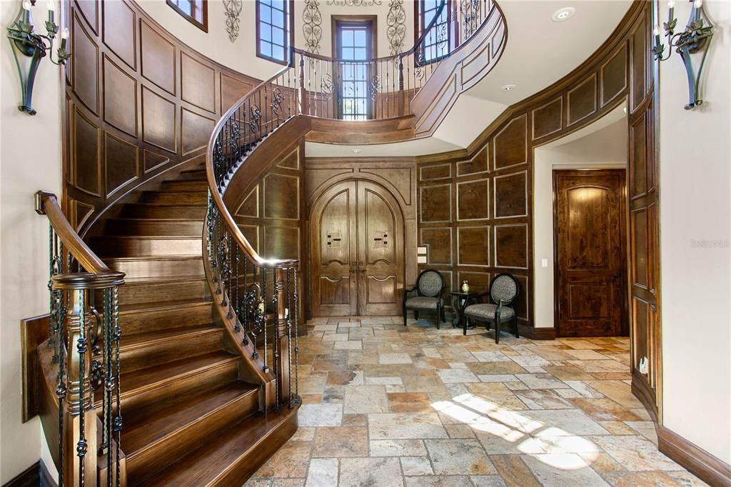 For Sale: $3,775,000 (5 beds, 5 baths, 6783 Square Feet)