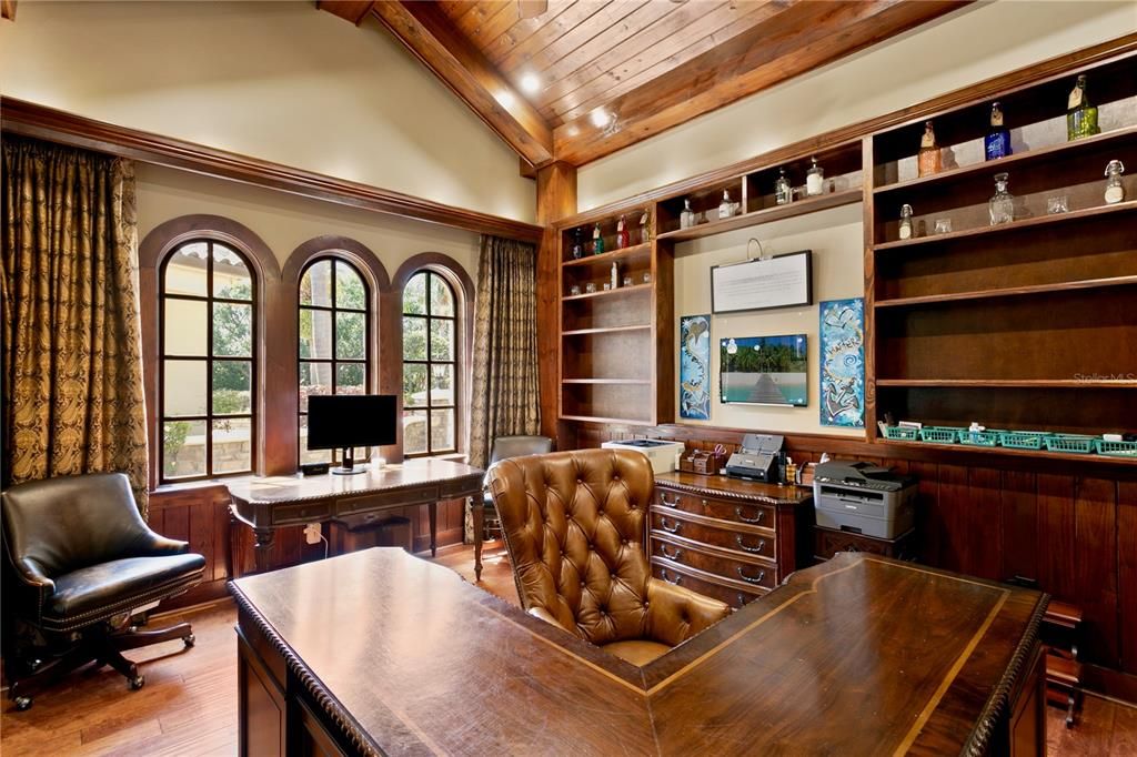 For Sale: $3,775,000 (5 beds, 5 baths, 6783 Square Feet)