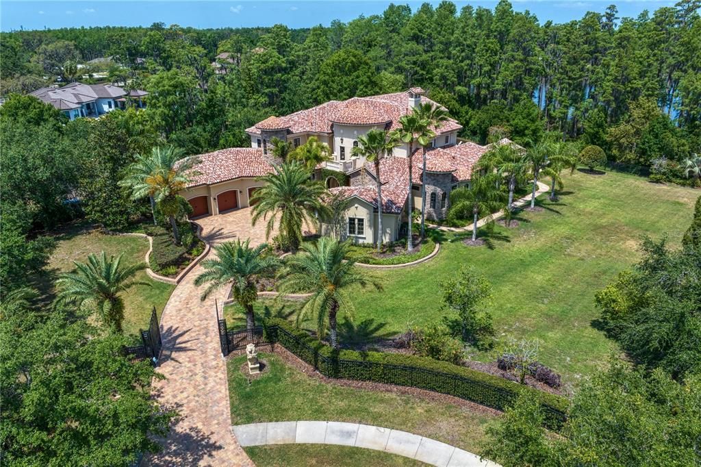 For Sale: $3,775,000 (5 beds, 5 baths, 6783 Square Feet)