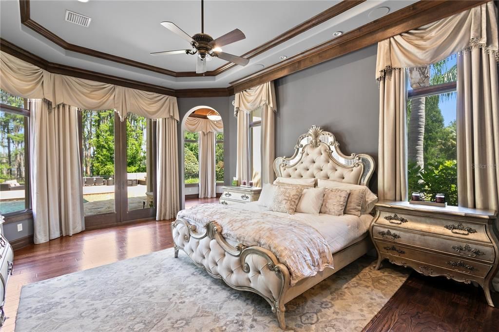 For Sale: $3,775,000 (5 beds, 5 baths, 6783 Square Feet)