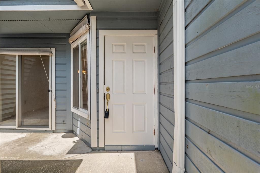 For Sale: $199,000 (2 beds, 2 baths, 1406 Square Feet)