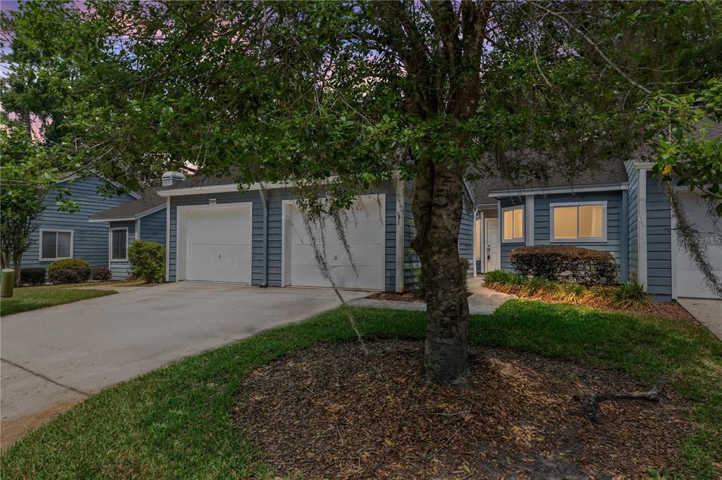 For Sale: $199,000 (2 beds, 2 baths, 1406 Square Feet)