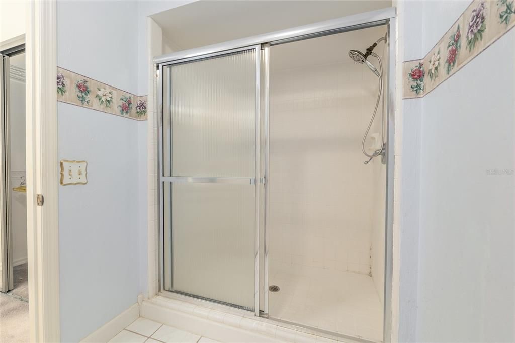 For Sale: $199,000 (2 beds, 2 baths, 1406 Square Feet)