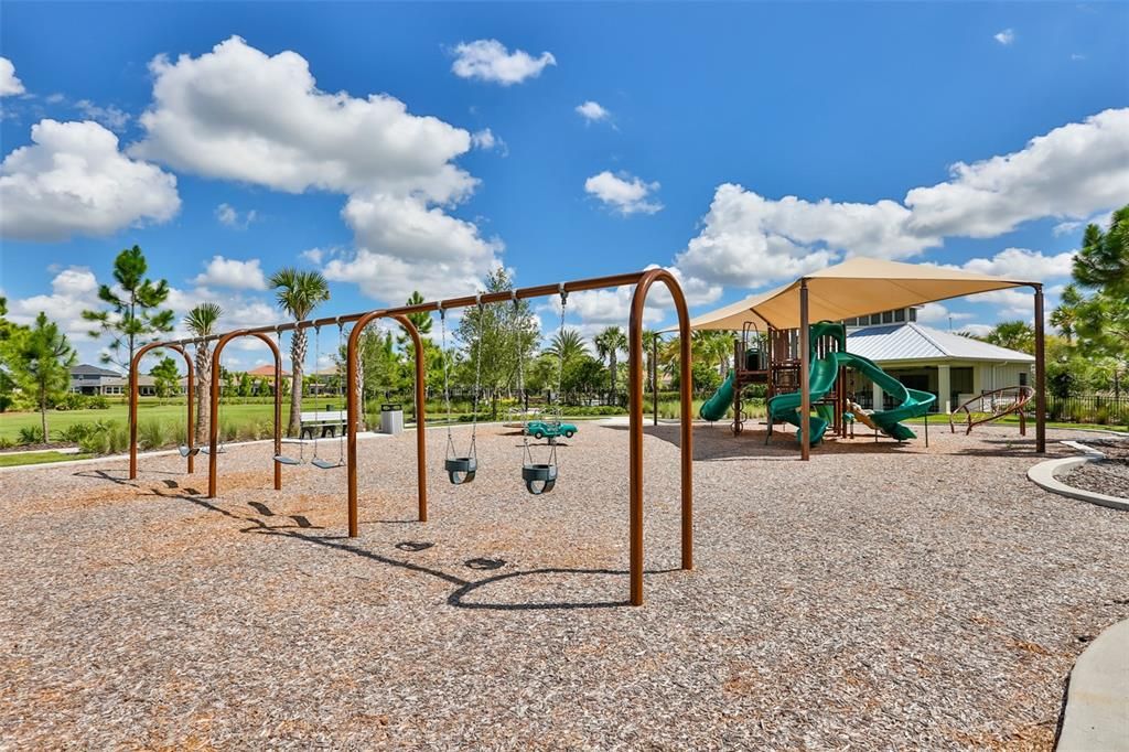 待售: $840,000 (5 贝兹, 4 浴室, 4389 平方英尺)